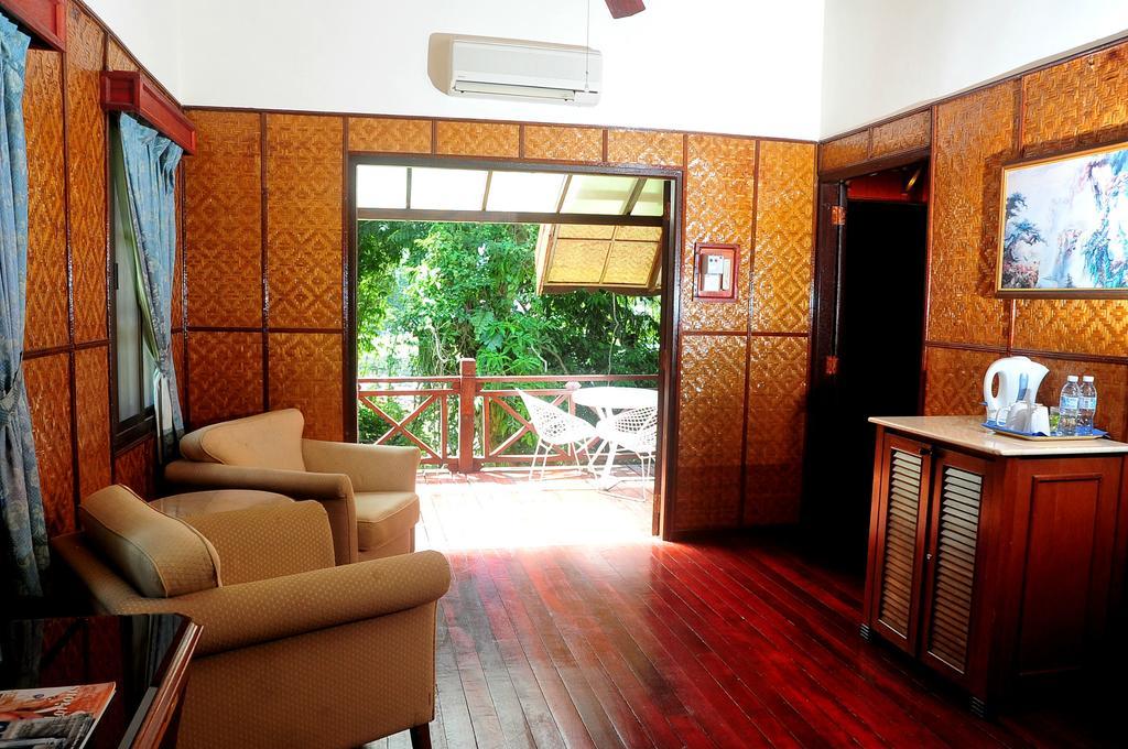 Hotel Mutiara Taman Negara Kuala Tahan Exteriér fotografie